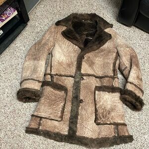 Vintage 70s sheep sherling leather jacket with open pockets and button f…